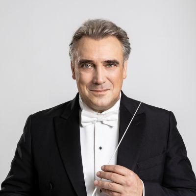 MOZART REQUIEM