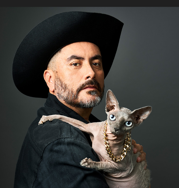 Alfred Robles: Vatos with Gatos
